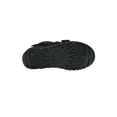 Уггі Classic Ultra Mini Hybrid Black – класика в сучасному виконанні