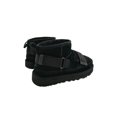 Уггі Classic Ultra Mini Hybrid Black – класика в сучасному виконанні
