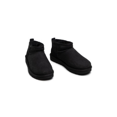 Уггі Men's Classic Ultra Mini Black – зручність у мінімалістичному дизайні Уггі Men's Classic Ultra Mini Black – зручність у мінімалістичному дизайні