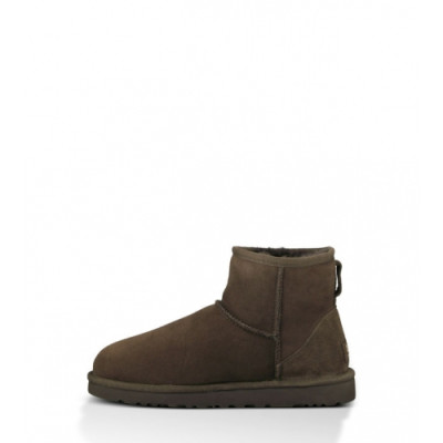 Уггі Men's Classic Mini Chocolate – стильне рішення для зими Уггі Men's Classic Mini Chocolate – стильне рішення для зими