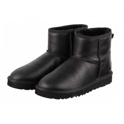 Уггі Men's Classic Mini Metallic Black – класика з сучасним акцентом Уггі Men's Classic Mini Metallic Black – класика з сучасним акцентом