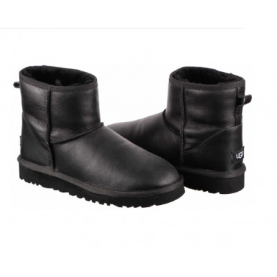 Уггі Men's Classic Mini Metallic Black – класика з сучасним акцентом Уггі Men's Classic Mini Metallic Black – класика з сучасним акцентом