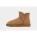 Уггі Mini Bailey Button II Chestnut – класика і затишок