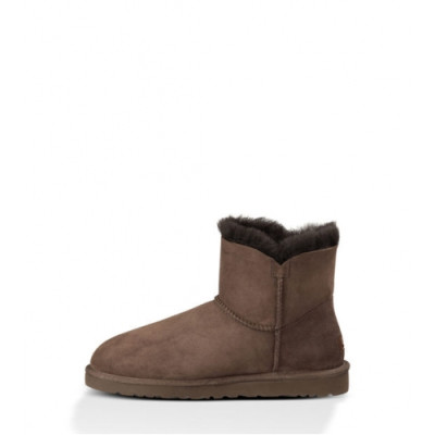 Уггі Bailey Button Mini Chocolate – натуральна овчина та затишок Уггі Bailey Button Mini Chocolate – натуральна овчина та затишок