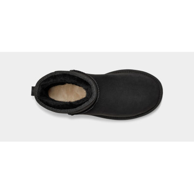 Угги Classic II Mini Black – классика в минимальном формате Угги Classic II Mini Black – классика в минимальном формате