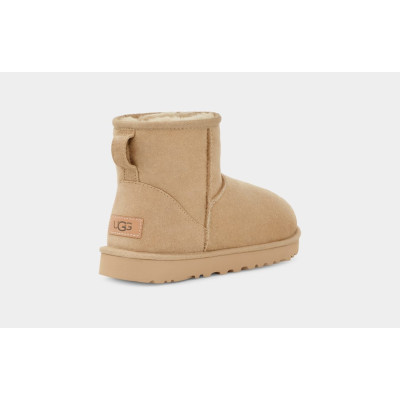 Уггі Classic II Mini Sand – комфорт і якість у кожному кроці