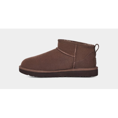 Уггі Classic II Ultra Mini Chocolate – зручність у кожному кроці Уггі Classic II Ultra Mini Chocolate – зручність у кожному кроці