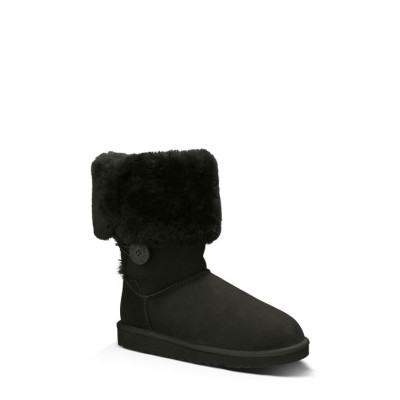 Уггі Bailey Button Triplet II Black – стиль і тепло у високому форматі