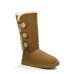 Уггі Bailey Button Triplet II Chestnut – елегантність із ґудзиками